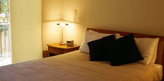 Sanctuary Lake Apartments - thumb 1