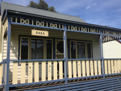 Belfast Cottages - Darwin Holiday 3