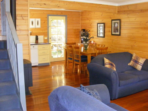 Belfast Cottages - Darwin Holiday 7