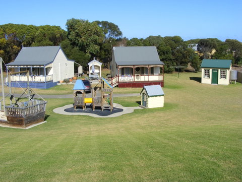 Belfast Cottages - Darwin Holiday 9