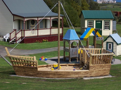 Belfast Cottages - Darwin Holiday 10