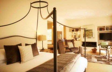 Lake House - Darwin Holiday 1