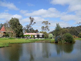 Windy Hollow - Darwin Holiday 1