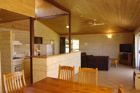 Discovery Holiday Parks - Koombana Bay - Darwin Holiday 1