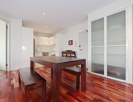 Accommodate Canberra - Darwin Holiday 1