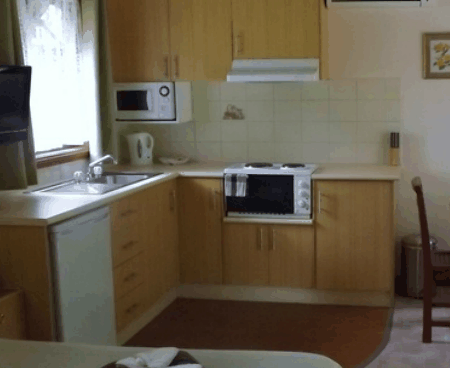 Tumut Log Cabins - Darwin Holiday