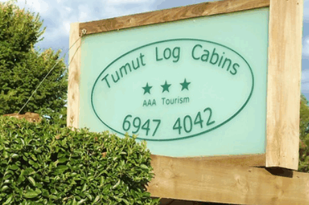 Tumut Log Cabins - Darwin Holiday 3