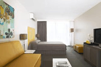 Narrabeen Sands Hotel - Darwin Holiday 1