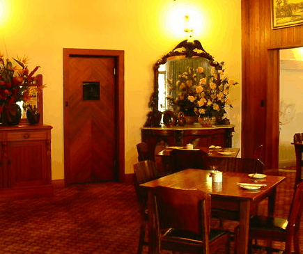 Monarch Motel Hotel - thumb 2