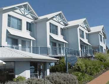 Breakers Apartments Mollymook - Darwin Holiday 2