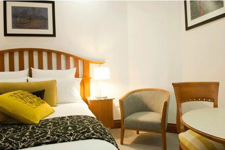 The Inchcolm Hotel - Darwin Holiday 0