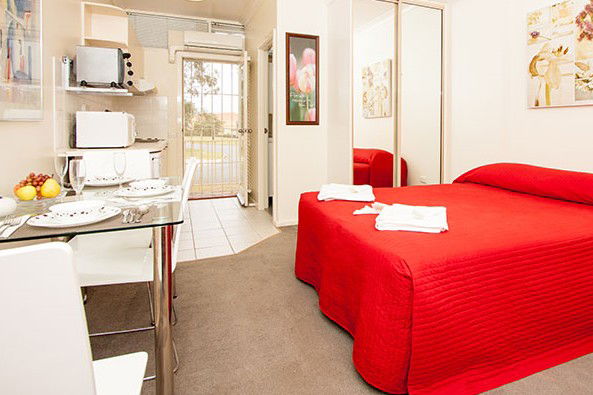 Griffith ACT Darwin Holiday