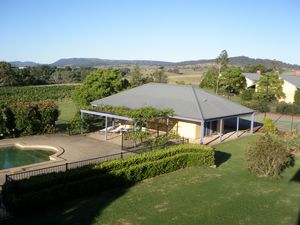Tranquil Vale Vineyard - Darwin Holiday 0