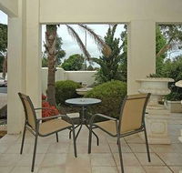 Michelle's Garden Apartments