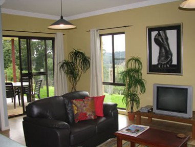 Byron Country Cottages - Darwin Holiday 1