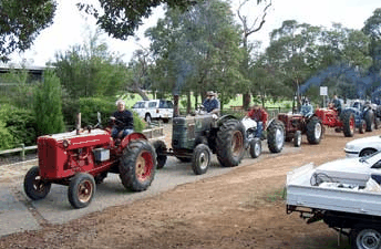 Hugh Manning Tractor & Machinery Museum - Darwin Holiday 0