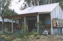 The Slab Hut Samford Art & Craft - Darwin Holiday 1