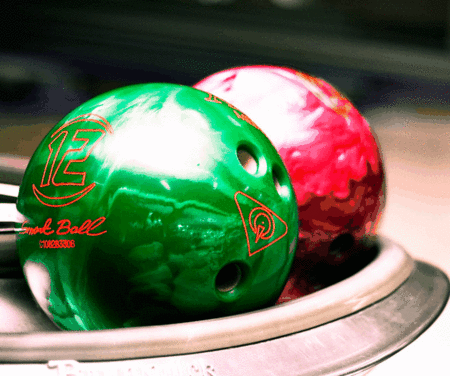 Caboolture Bowl & Mini Golf - Darwin Holiday 0