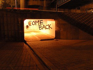 Fehily Contemporary - Darwin Holiday 0