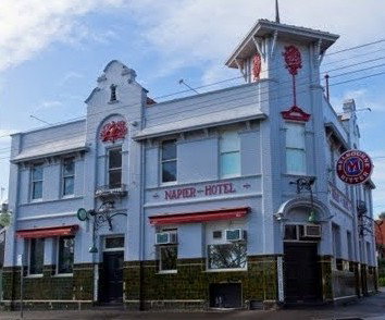 Yarra Sculpture Gallery - Darwin Holiday 0