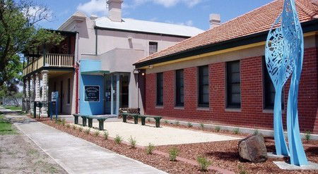Ravenhall VIC Darwin Holiday