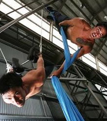 Sydney Trapeze School - Darwin Holiday 2