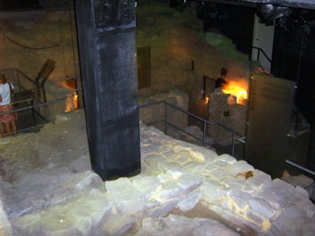 The Rocks Ghost Tours - Darwin Holiday 2