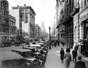 Melbourne City Heritage Walking Tours - Darwin Holiday 0