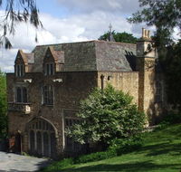 Montsalvat - Darwin Holiday
