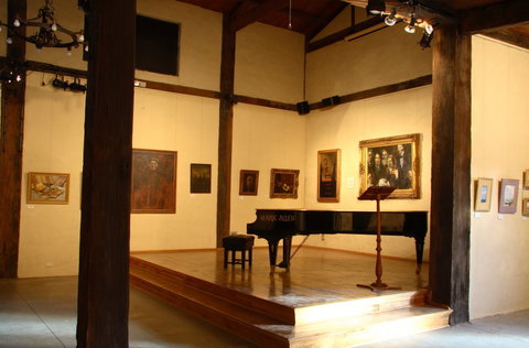 Montsalvat - Darwin Holiday 4