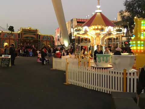 Wonderland Under The Melbourne Star - Darwin Holiday 3