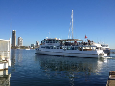 Brisbane Cruises - Darwin Holiday 1