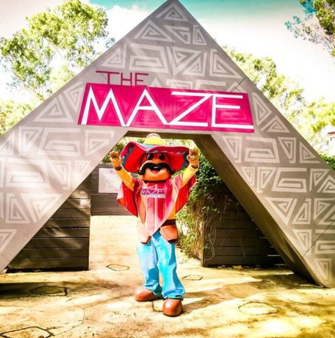 Outback Splash - Darwin Holiday 1