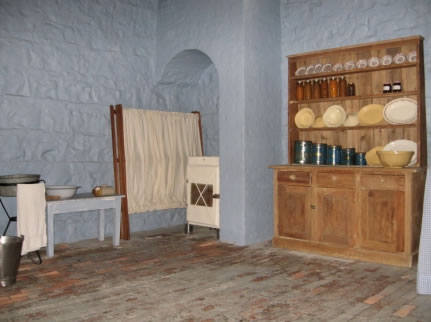 Old Treasury Building - Darwin Holiday 3