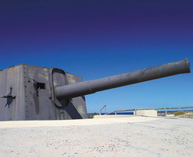Oliver Hill Battery - Darwin Holiday 0