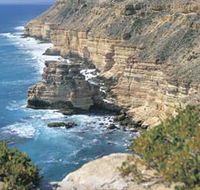 Island Rock and Natural Bridge - Darwin Holiday