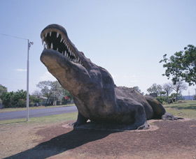Crocodile Statue - Darwin Holiday 0