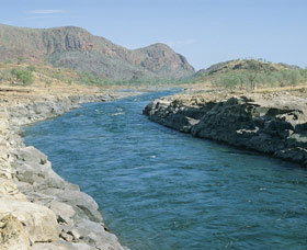 The Spillway - Darwin Holiday 0