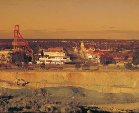 Super Pit - Darwin Holiday 0