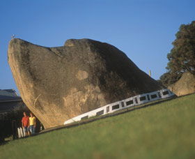 Dog Rock - Darwin Holiday 0