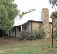 Military Barracks - Darwin Holiday