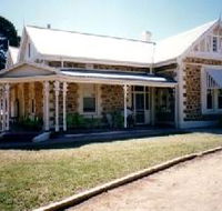 The Pines Loxton Historic House and Garden - Darwin Holiday