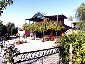 The Terrace Gallery At Patly Hill Farm - Darwin Holiday 0