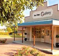 Peter Franz Fine Art Gallery - Darwin Holiday