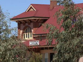 Moonta Tourist Office - Darwin Holiday 0