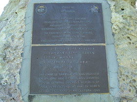 The Chinese Memorial At Robe - Darwin Holiday 0