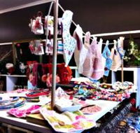 Under The Oak Handmade Gallery and Gifts - Darwin Holiday