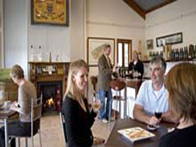 Stringy Brae Of Sevenhill - Darwin Holiday 0