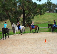 Megan Jones Riding School and Trail Rides - Darwin Holiday
