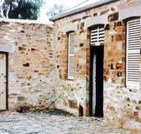 Police Lockup And Stables - Darwin Holiday